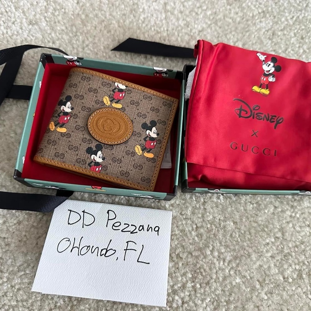 New Gucci x Micky wallet